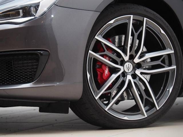 MASERATI MASERATI QUATTROPORTE 2022