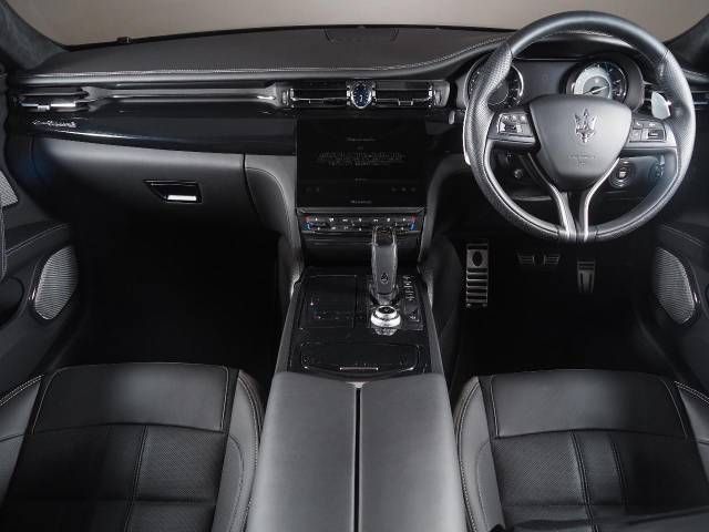 MASERATI MASERATI QUATTROPORTE 2022