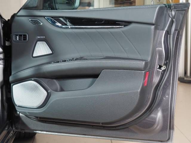 MASERATI MASERATI QUATTROPORTE 2022