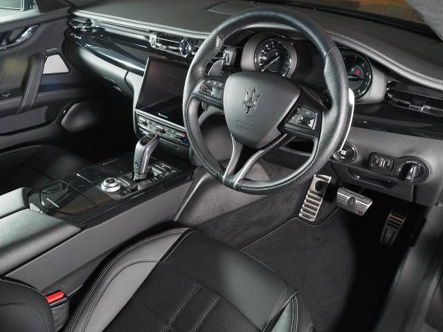MASERATI MASERATI QUATTROPORTE 2022