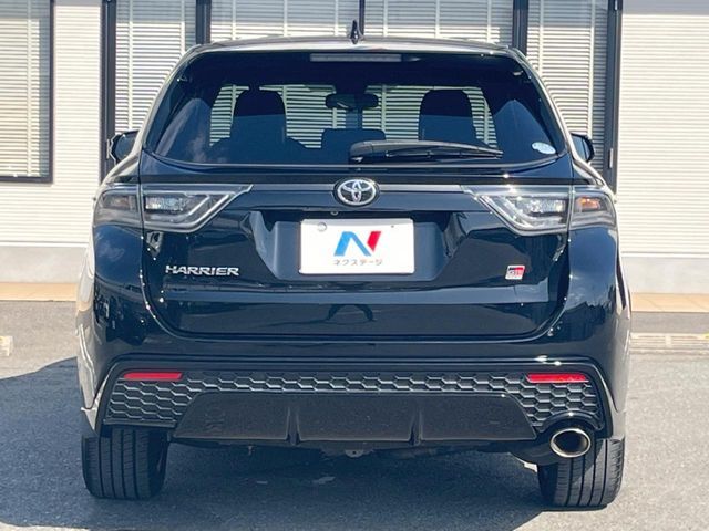 TOYOTA HARRIER 2WD 2017