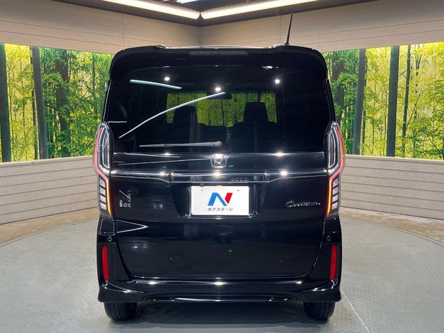 HONDA N BOX CUSTOM 2019