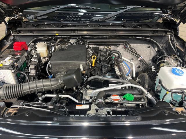 SUZUKI JIMNY NOMADE 2025