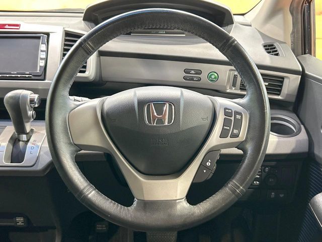 HONDA FREED HYBRID 2013