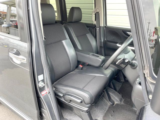 HONDA N BOX CUSTOM 2017