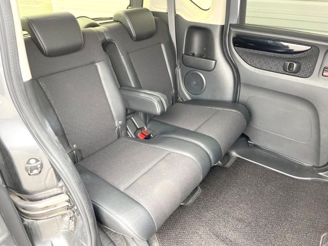 HONDA N BOX CUSTOM 2017