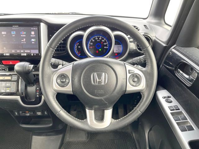 HONDA N BOX CUSTOM 2017