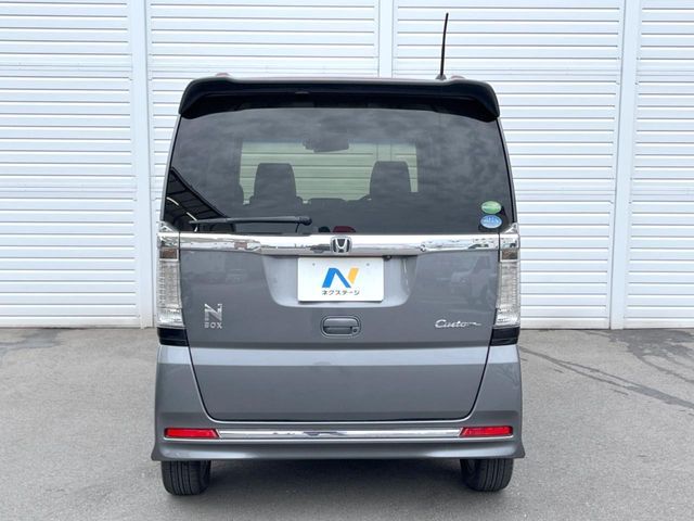 HONDA N BOX CUSTOM 2017