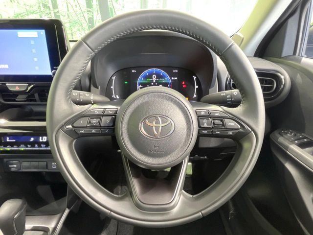 TOYOTA YARIS CROSS 2025