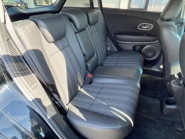 HONDA VEZEL HYBRID 2017