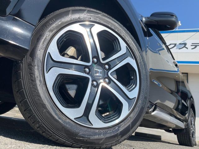 HONDA VEZEL HYBRID 2017