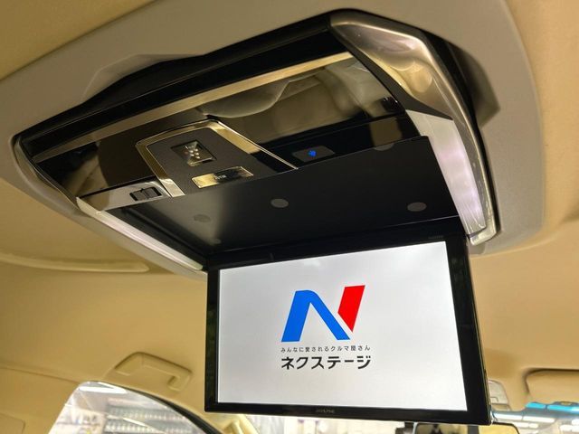 TOYOTA ALPHARD hybrid 4WD 2015