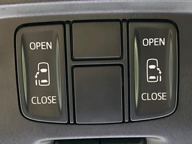 TOYOTA ALPHARD hybrid 4WD 2015