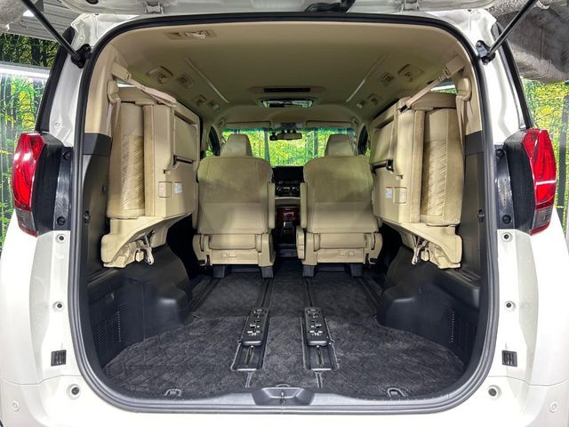 TOYOTA ALPHARD hybrid 4WD 2015