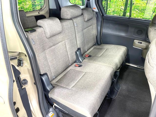 TOYOTA SIENTA HYBRID 2025