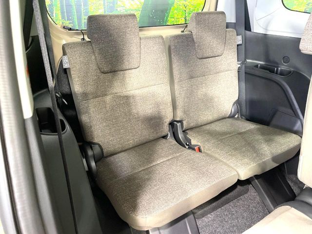 TOYOTA SIENTA HYBRID 2025