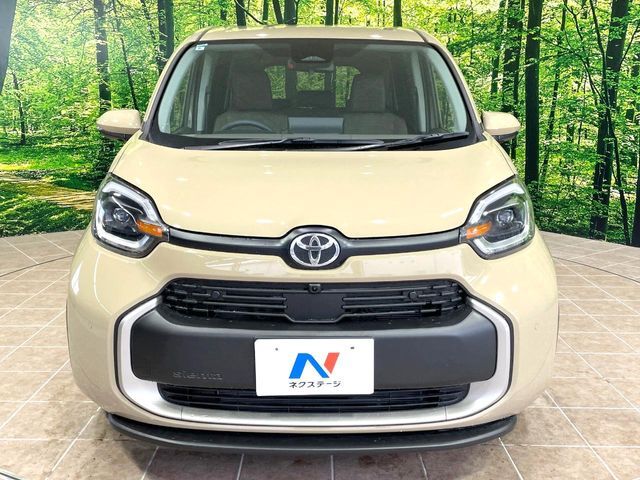TOYOTA SIENTA HYBRID 2025