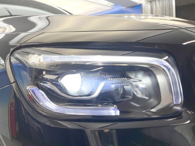 MERCEDES BENZ MERCEDES BENZ GLB 2023