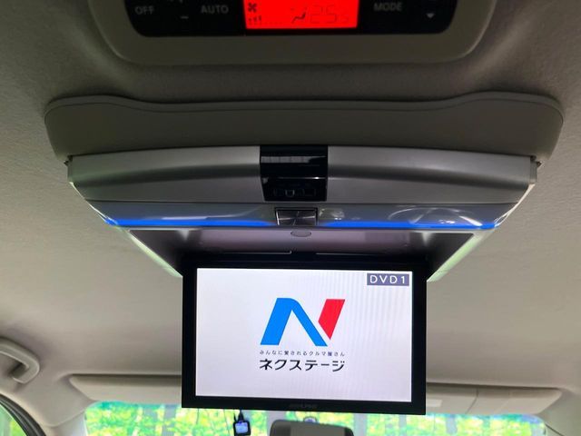 NISSAN ELGRAND  4WD 2012