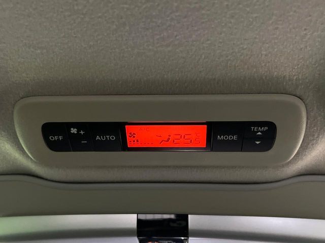 NISSAN ELGRAND  4WD 2012