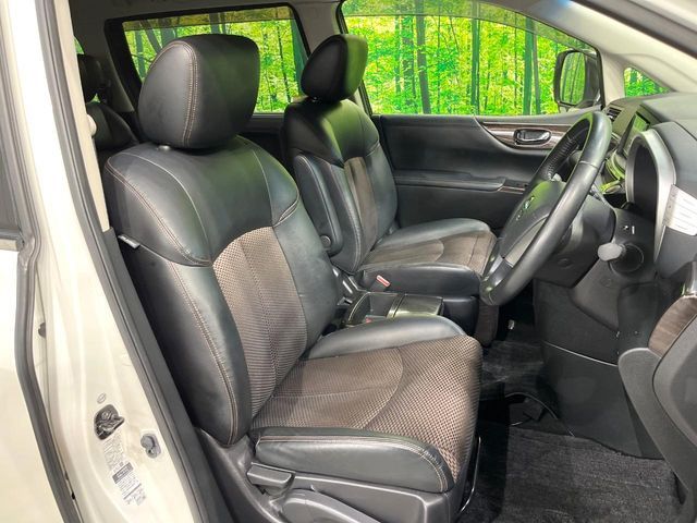 NISSAN ELGRAND  4WD 2012