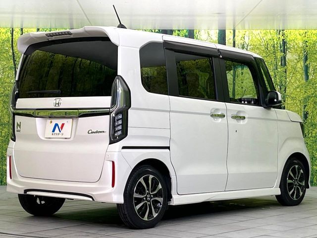 HONDA N BOX CUSTOM 2017