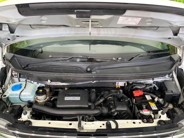 HONDA N BOX CUSTOM 2017