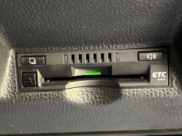 TOYOTA YARIS HYBRID 2020