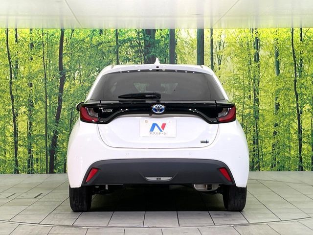 TOYOTA YARIS HYBRID 2020