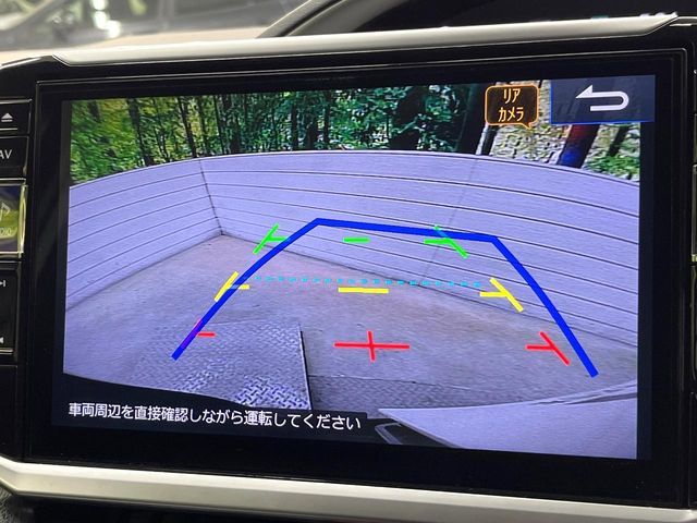 TOYOTA VOXY HYBRID 2018