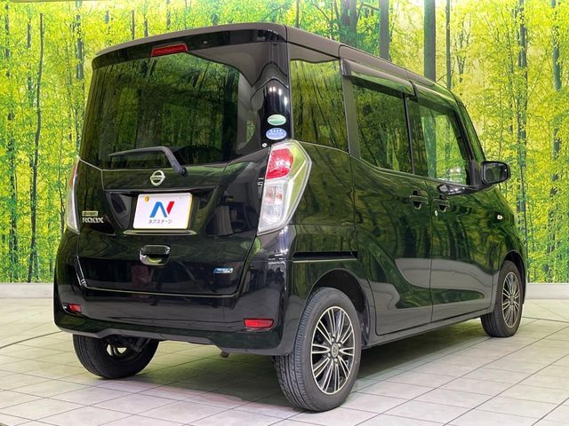 NISSAN DAYZ ROOX 2015