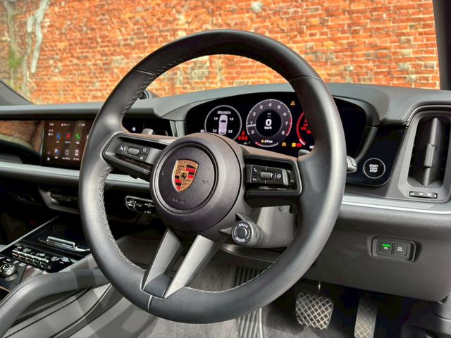 PORSCHE PORSCHE Cayenne 2024