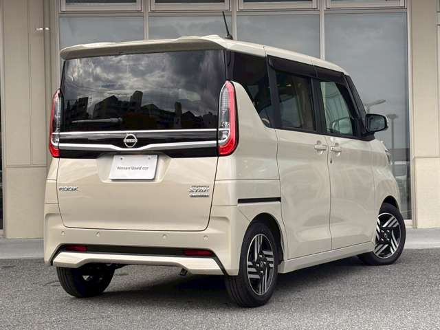 NISSAN ROOX 2024