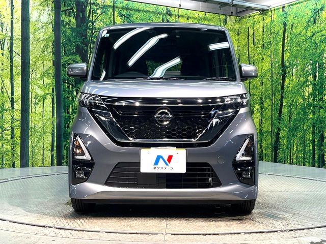 NISSAN ROOX 2021