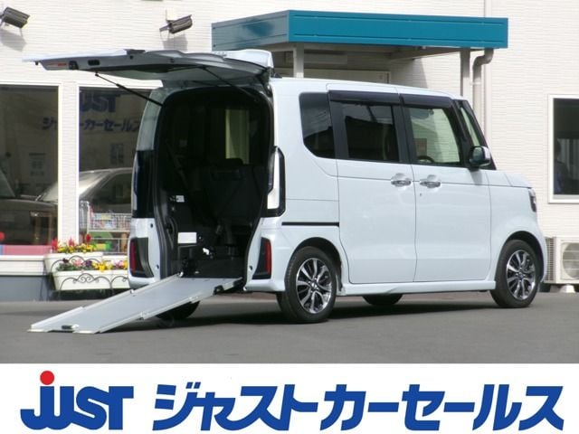 HONDA N BOX CUSTOM 2023