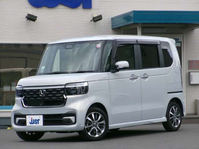 HONDA N BOX CUSTOM 2023
