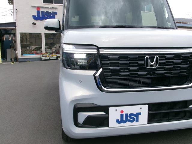 HONDA N BOX CUSTOM 2023