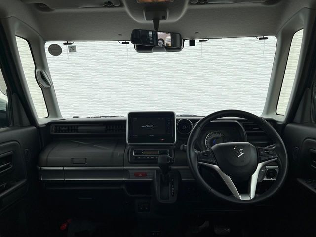 SUZUKI Spacia GEAR 2022