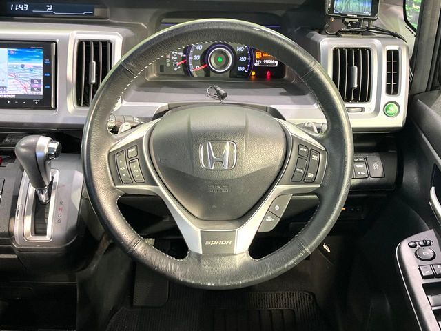 HONDA STEPWAGON SPADA 2015