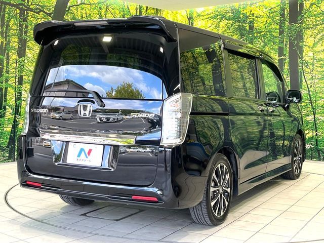 HONDA STEPWAGON SPADA 2015