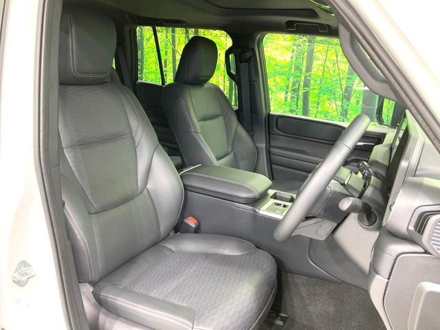 TOYOTA LANDCRUISER 250 2024