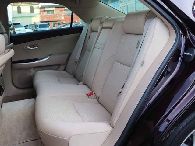 TOYOTA CROWN sedan 2011