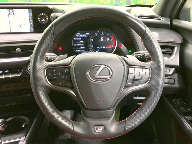 TOYOTA LEXUS UX200 2018