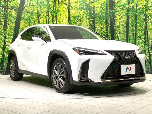TOYOTA LEXUS UX200 2018