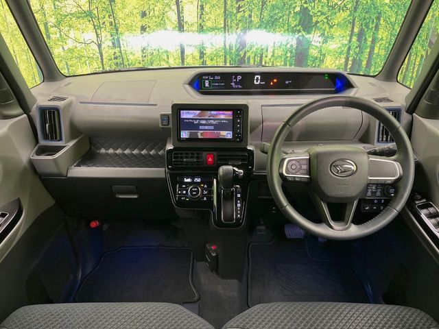 DAIHATSU TANTO CUSTOM 2020