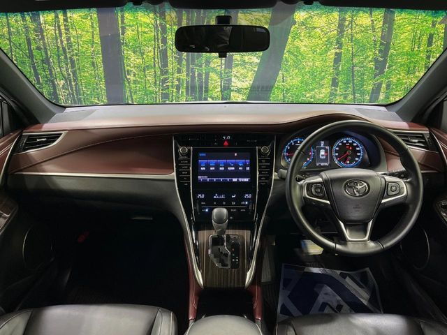 TOYOTA HARRIER 2WD 2014