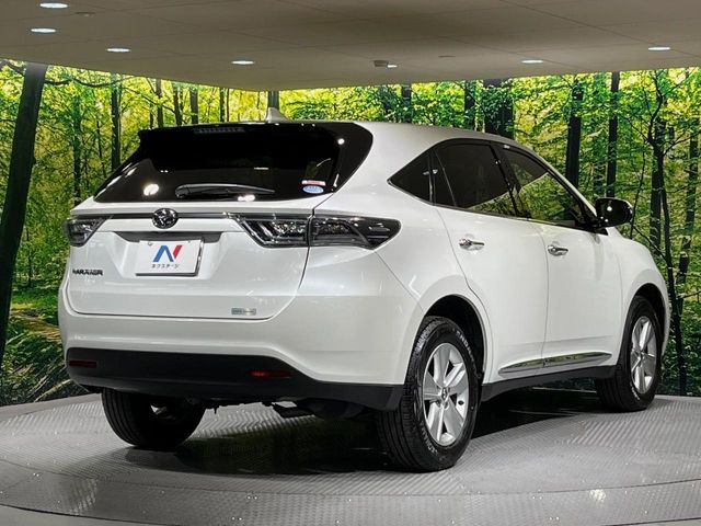 TOYOTA HARRIER 2WD 2014