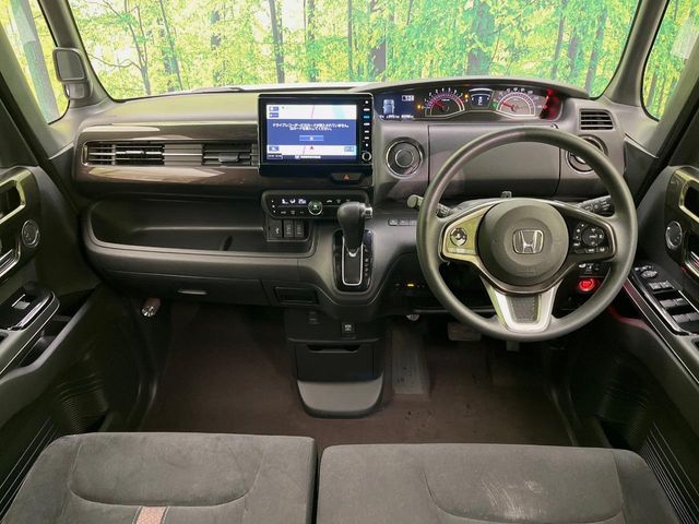 HONDA N BOX CUSTOM 2018