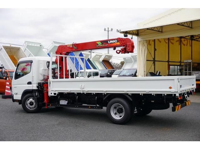 MITSUBISHI CANTER 2025