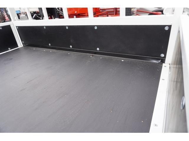 MITSUBISHI CANTER 2025